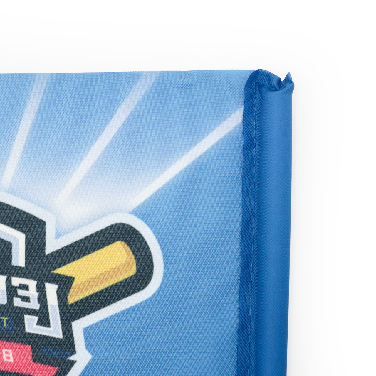 ���i����04